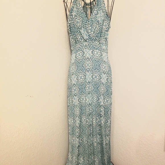 Le Lis Dresses & Skirts - Lovely Maxi Sundress